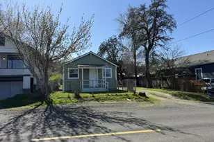 2406 E 10th St, The Dalles, OR 97058 - Photo 21