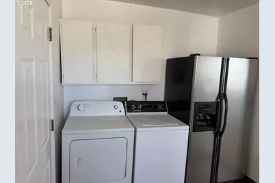 2406 E 10th St, The Dalles, OR 97058 - Photo 15