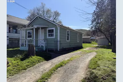 2406 E 10th St, The Dalles, OR 97058 - Photo 11