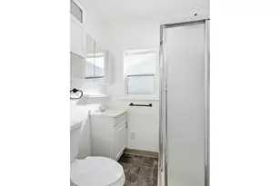 2406 E 10th St, The Dalles, OR 97058 - Photo 9