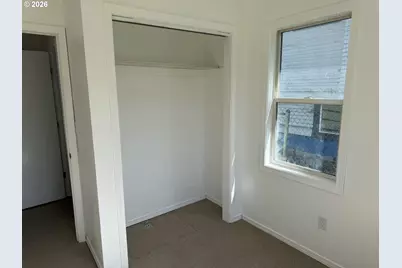 2406 E 10th St, The Dalles, OR 97058 - Photo 11