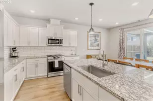 1658 36th Pl, Forest Grove, OR 97116 - Photo 11