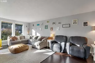 1855 Pilgrim St, Salem, OR 97302 - Photo 7