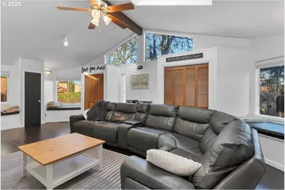 1855 Pilgrim St, Salem, OR 97302 - Photo 23