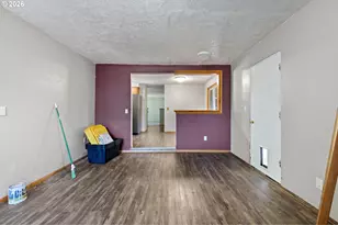 50 S 16th St, Cottage Grove, OR 97424 - Photo 13