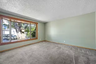 50 S 16th St, Cottage Grove, OR 97424 - Photo 5