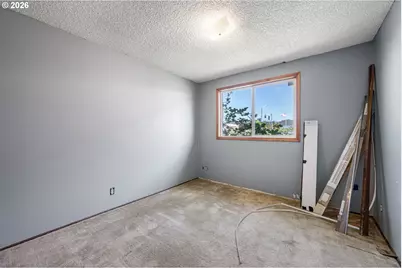 50 S 16th St, Cottage Grove, OR 97424 - Photo 17
