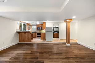 11102 NE Beech St, Portland, OR 97220 - Photo 29