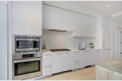 1150 NW Quimby St #204, Portland, OR 97209 - Photo 13