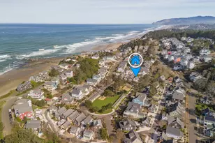 617 SW 27th Way, Lincoln City, OR 97367 - Photo 25