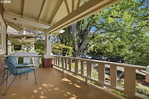 4511 SE Clay St, Portland, OR 97215 - Photo 3