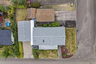 3626 NW Broad St, Roseburg, OR 97471 - Photo 45