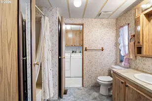 3626 NW Broad St, Roseburg, OR 97471 - Photo 19