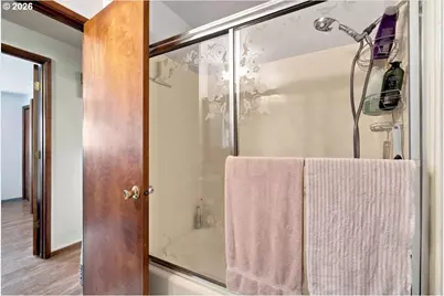 960 Grape St, Sweet Home, OR 97386 - Photo 37