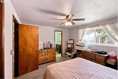 960 Grape St, Sweet Home, OR 97386 - Photo 25