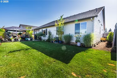 1053 S Vine St, Canby, OR 97013 - Photo 27