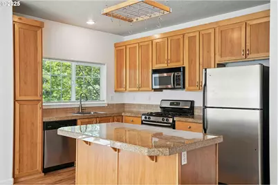 22802 SW Forest Creek Dr #200, Sherwood, OR 97140 - Photo 13
