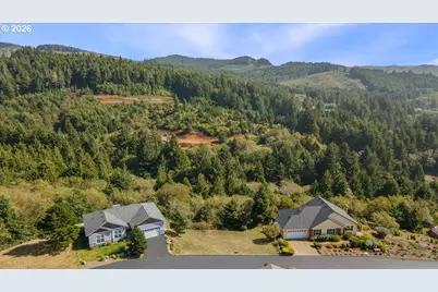 View Of The Bay #15, Depoe Bay, OR 97341 - Photo 5