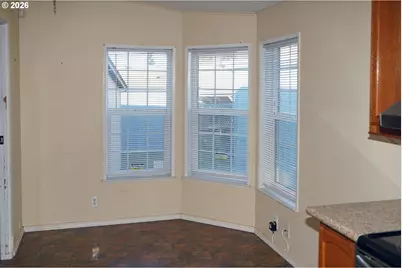 13460 SE Raymond St, Portland, OR 97236 - Photo 13