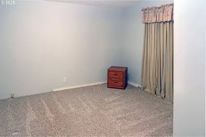 13460 SE Raymond St, Portland, OR 97236 - Photo 17