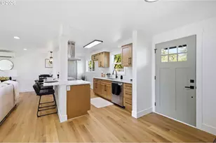 1682 Larkspur Loop, Eugene, OR 97401 - Photo 11