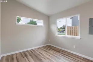 494 17th St, Salem, OR 97301 - Photo 35