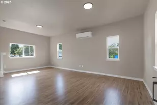 494 17th St, Salem, OR 97301 - Photo 7