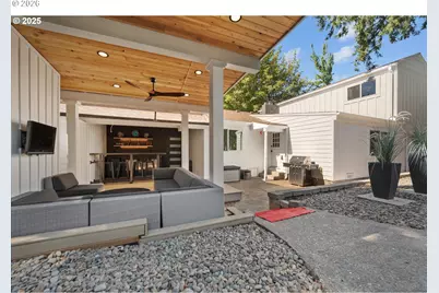 8444 SW 58th Ave, Portland, OR 97219 - Photo 37