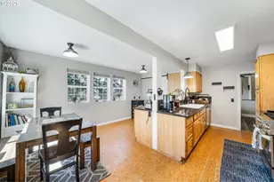 1680 Westover Dr, Eugene, OR 97403 - Photo 17