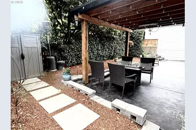 1680 Westover Dr, Eugene, OR 97403 - Photo 7