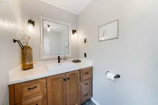 1680 Westover Dr, Eugene, OR 97403 - Photo 21