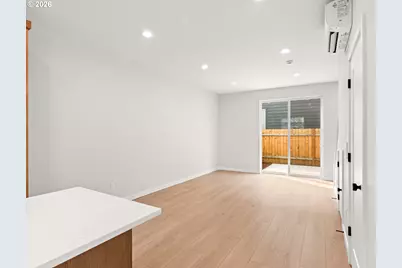7482 SE 51st Ave, Portland, OR 97206 - Photo 5