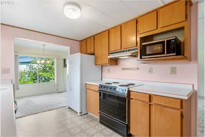 3686 Mud Alley Dr, Hood River, OR 97031 - Photo 13