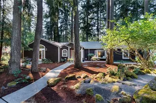 5272 Tree St, Lake Oswego, OR 97035 - Photo 1
