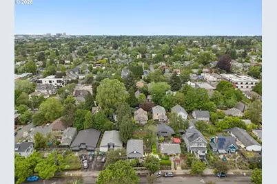 2345 SE Clinton St, Portland, OR 97202 - Photo 45