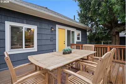2345 SE Clinton St, Portland, OR 97202 - Photo 33
