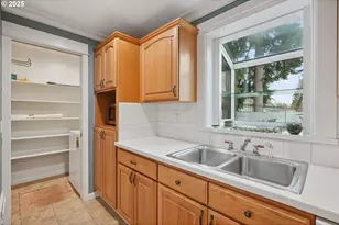 7521 N Jersey St, Portland, OR 97203 - Photo 15