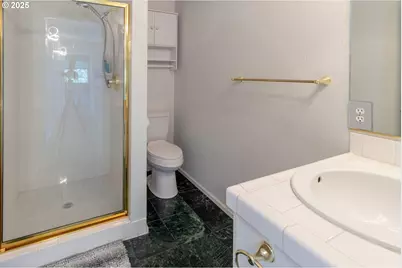 416 Elmar Dr, Winchester, OR 97495 - Photo 19