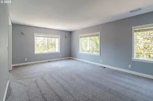 416 Elmar Dr, Winchester, OR 97495 - Photo 5