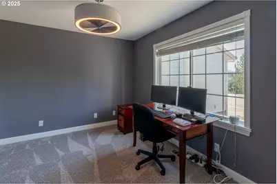 416 Elmar Dr, Winchester, OR 97495 - Photo 3