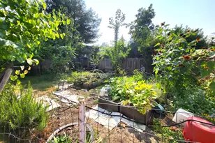 305 S 3rd St, Cottage Grove, OR 97424 - Photo 27
