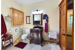 305 S 3rd St, Cottage Grove, OR 97424 - Photo 17