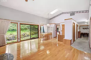 2983 Timberline Dr, Eugene, OR 97405 - Photo 7