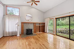 2983 Timberline Dr, Eugene, OR 97405 - Photo 5