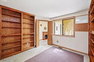 2983 Timberline Dr, Eugene, OR 97405 - Photo 25