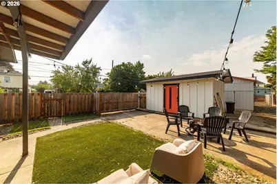 825 NE 76th Ave, Portland, OR 97213 - Photo 21