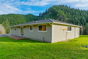 16855 Hwy 42, Myrtle Point, OR 97458 - Photo 37