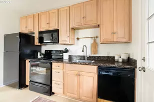 8609 SE Flavel St, Portland, OR 97266 - Photo 15