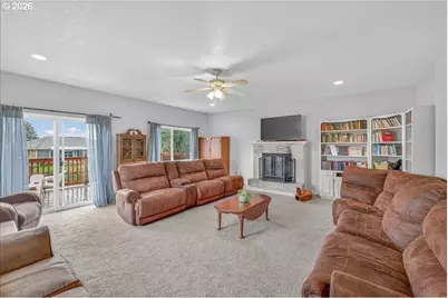 1645 3rd St, Columbia City, OR 97018 - Photo 5