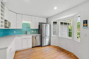 8875 SW Woodside Dr, Portland, OR 97225 - Photo 9